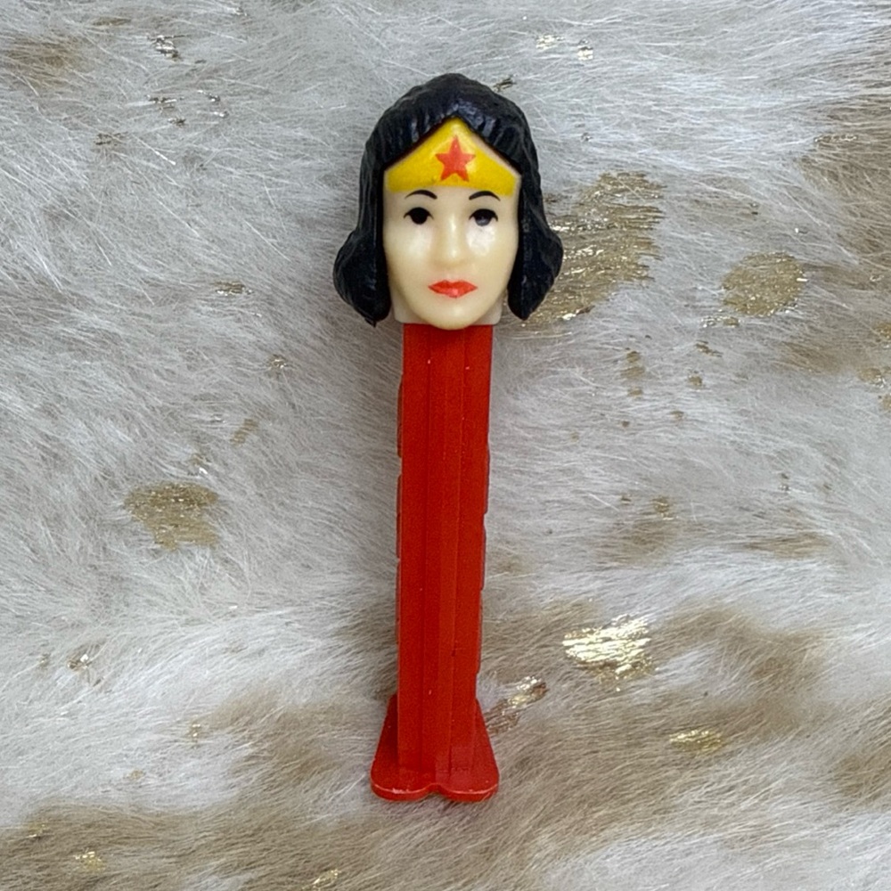 Vintage‎ Wonder Woman Pez Dispenser DC Comics